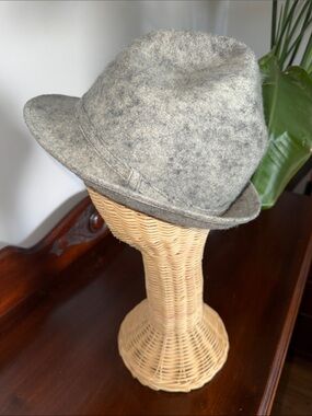 vintage 50/60s Anton Pichler Graz gray speckled felt wool fedora or trilby hat.